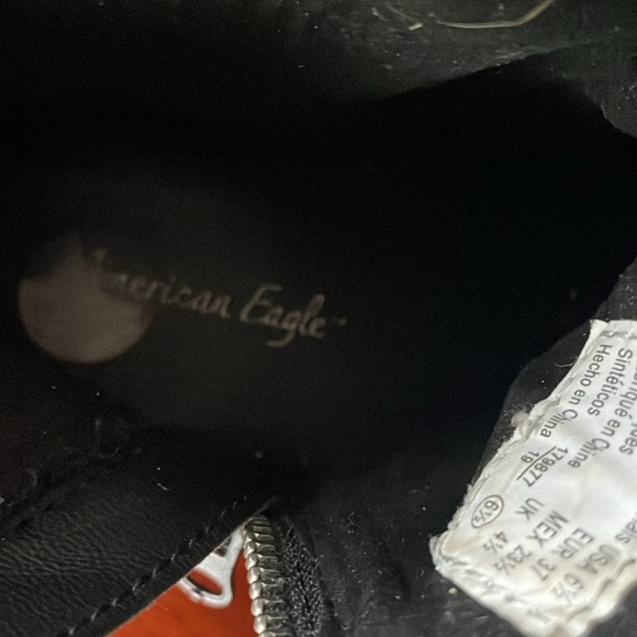 Boots - Picture 5 of 12